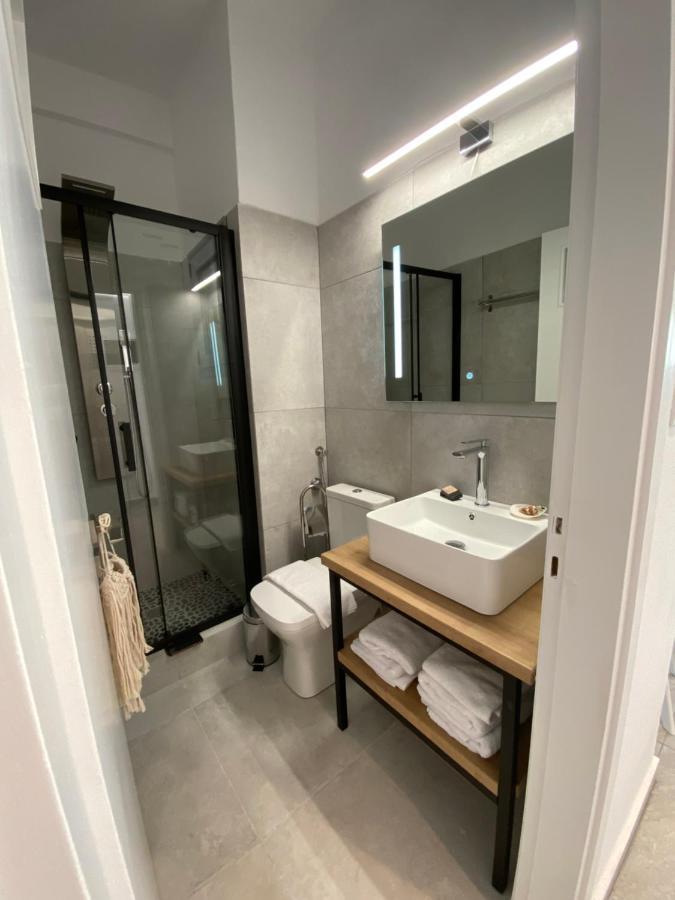 A.P Seaside Apartment Artemida  Exterior photo