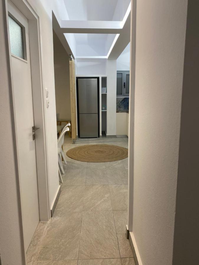 A.P Seaside Apartment Artemida  Exterior photo